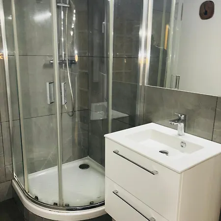 L'etoile De Duhesme *