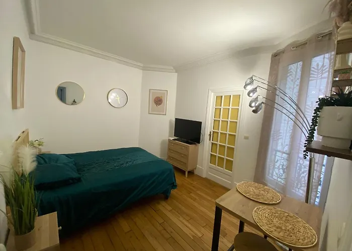 L'etoile De Duhesme パリ